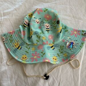 Enodtter Girl’s Bee & Flowers  Bucket Hat NIP